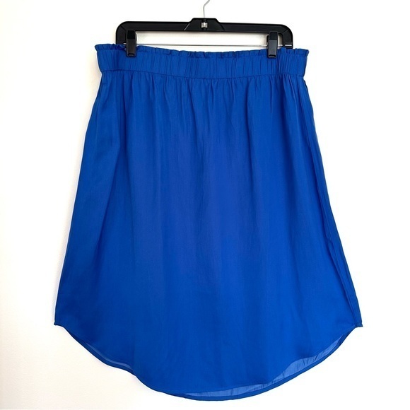 LOFT Dresses & Skirts - Loft Bright Blue Rounded Hemline Midi Skirt Size Large